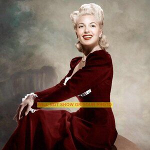 Photo Collectible Print 8x10 Hollywood Blonde Bombshell Lana Turner, Gorgeous!
